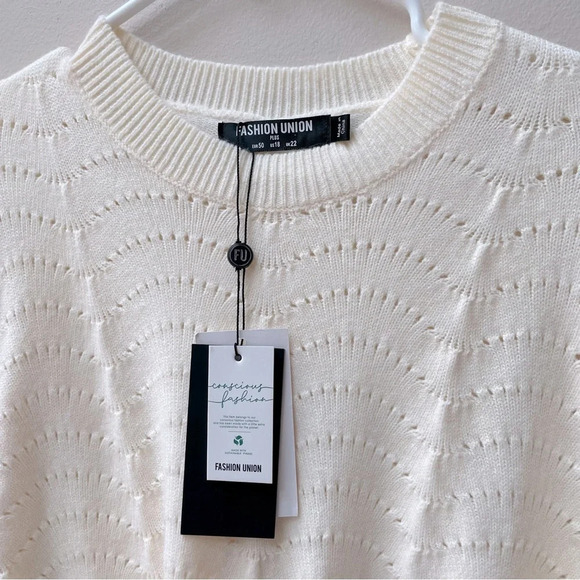 NWT Asos Fashion Union Women’s Cream Scallop Edge Pointelle Sweater Bell Sleeves - Picture 2 of 6